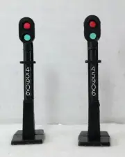 HO Scale Bachmann Set of 2 Block Signals (Non-operating) Black