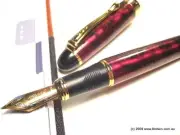 Splendid Maroon & Gold Black Fountain Pen RG - **Fast Shipping & Tracking !