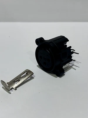 XLR 3 pole female receptacle panel mount