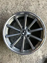 在飛比找Yahoo!奇摩拍賣優惠-全新類VOSSEN CV1 18吋5/120 灰底車亮面鋁圈