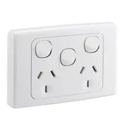 Clipsal 2000 Series Double Powerpoint With Extra Switch 250V 10Amp Horizontal White - 2025XA-WE