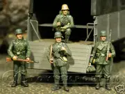 JUST IN! Dragon 1:35 German Soldier Set Stalingrad (4)