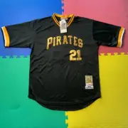 NWT Roberto Clemente Size 52 Jersey Mitchell & Ness Cooperstown Coll Pirates