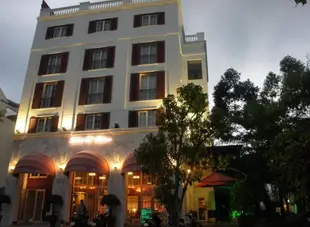 勒奧德翁富美興酒店 Hotel l' Odéon Phu My Hung