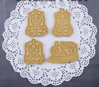 在飛比找Yahoo!奇摩拍賣優惠-湯瑪士小火車 卡通餅乾模具 糖霜餅乾模具 3D立體按壓餅乾模