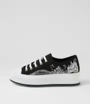 New Django & Juliette Gillersy Black White Canvas Sneakers Womens Shoes Casual
