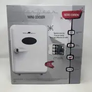 Polar Bear Retro Style Mini Fridge Cooler Perfect For Cans Or Tiny Water Bottles
