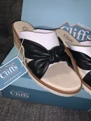 Cliffs by White Mountain Adrielle Wedge Sandal Shoes Size 9 Or 10