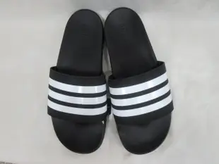 【ADIDAS】~ADILETTE COMFOR   運動拖鞋  拖鞋 鞋底柔軟 黑色 AP9971