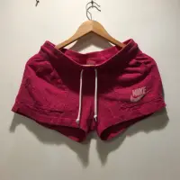 在飛比找蝦皮購物優惠-(二手商品) NIKE 女性 運動短褲 短棉褲 居家短褲 S