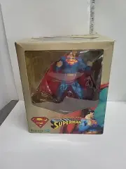 DC DIRECT KOTOBUKIYA SUPERMAN VINYL STATUE ARTFX 1:6 SCALE