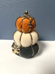 BATH & BODY WORKS Stacked Pumpkin Velvet Gold Trim Wallflower Plug In Diffuser