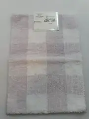BRAND NEW POSH HOME LUXURIOUS LAVENDER AND WHITE YARN DYED BATH MAT 17 X 24 IN