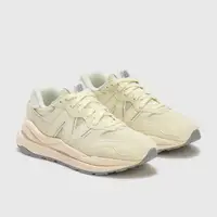 在飛比找momo購物網優惠-【NEW BALANCE】NB 57/40 5740 黃 復