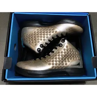 BRANDBLACK美國品牌全新男款運動籃球鞋9.5號