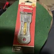 Razor Scraper Retractable Locking Trigger Includes 5 Blades NEW