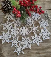 Starched Hand Crochet White Christmas Snowflakes Motifs Doilies Ornaments 3.5"