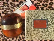 REVLON ULTIMA II 1960s MAKEUP POWDER~ UNUSED IN VINTAGE AMBER LUCITE BOX ~ 4 OZS
