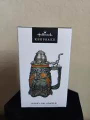 2022 Hallmark Keepsake HOPPY HALLOWEEN Witch Cauldron Beer Stein