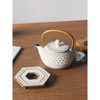 在飛比找ETMall東森購物網優惠-日本進口 南部鐵器急須茶壺鑄鐵壺水壺茶壺墊