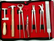 7 pcs Horse Farrier Tools Kit Hoof Care, Trimming, Rasp, Nippers, Forge-Grade