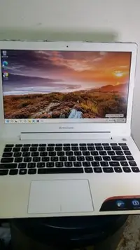 在飛比找Yahoo!奇摩拍賣優惠-聯想 Lenovo 500S-13ISK 白色 i5-620