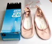 Bloch Dance Size 3.5C Synchrony Split Sole Stretch Canvas Ballet Pink Never Worn