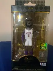 Funko Vinyl Gold : Lebron James (Chase)