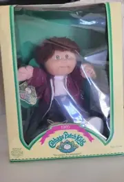 cabbage patch kids doll in box 1985, head mold 3. Full Package