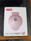 Dash Mini Waffle Maker PINK