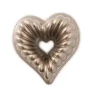NEW NORDIC WARE CAST ALUMINIUM ELEGANT HEART CAKE PAN Tin Bake