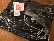 UNIQLO × KAWS × PEANUTS snoopy graphic tee ghost black size MEDIUM TSHIRT photo