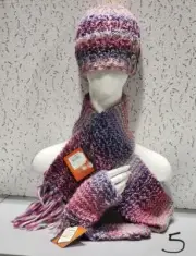 SCREAMER Set # 5: Mitts Hat Scarf *NEW WITH TAGS*