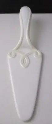 LENOX LINEN CLOSET CAKE SERVER 10 3/8"- 0805B