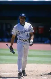 Outfielder Yamil Benitez of the Arizona Diamondbacks in action 1998 Old Photo 1