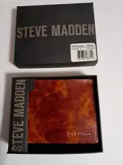 NIB Genuine Leather Men's STEVE MADDEN Leather Bifold Passcase Wallet Brown