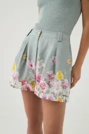 Romantica Short