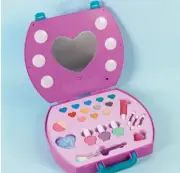 26 Piece Make It Real Light Up Cosmetic Studio Pretend Play Dress Up All in one