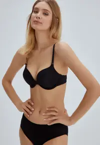 在飛比找ZALORA購物網優惠-Black Basic Padded Bras, Padde