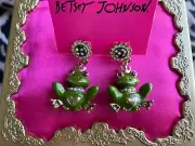 Betsey Johnson Vintage Pattern Garden Gingham Daisy Princess Frog Earrings RARE