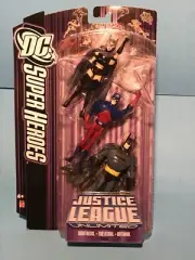 DC JUSTICE LEAGUE UNLIMITED THREE FIGURE SET WITH HUNTRESS & ATOM! NM! UNOPENED!