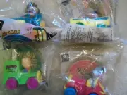 8) Vintage McDonald Happy Meal Looney Tunes Quack-up Cars and 5 Boxes