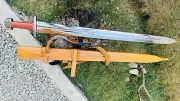 30" blade Custom made Viking Sword-Beautiful designed Guard and pommel-Decorativ