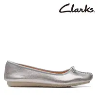 在飛比找momo購物網優惠-【Clarks】女鞋 Freckle Ice 全皮面對縫線設