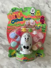 New Vintage MOOSE’S Nitta Critta Learn To Knit Knitting Egg Kids Craft Rare