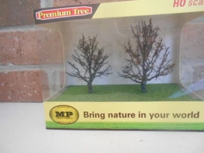 MP Scenery Products Item #70523 HO Scale Premiun Dry Trees 3'' to 4''