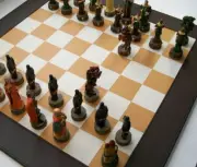 Robin Hood The Well Known, as Wealth Equalizer Chessmen Set & Leatherette Chess