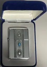ZIPPO 2002 TOTEM POLE EMBLEM SOUTHWEST SERIES LIGHTER SEALED IN BOX K511
