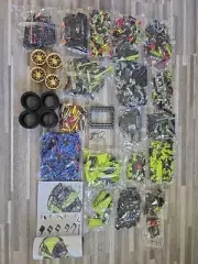 DIY Green Lamborghini Sian Bricks 1 :8 Building Toy Set READ DESCRIPTION