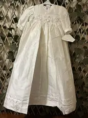 Christening gown (Size 00)